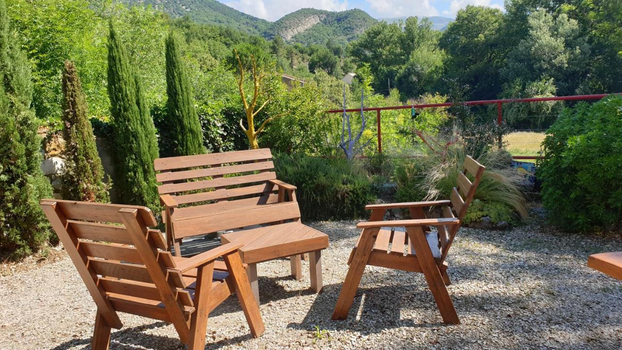 Auberge De Trente Pas Saint-Ferréol-Trente Bagian luar foto